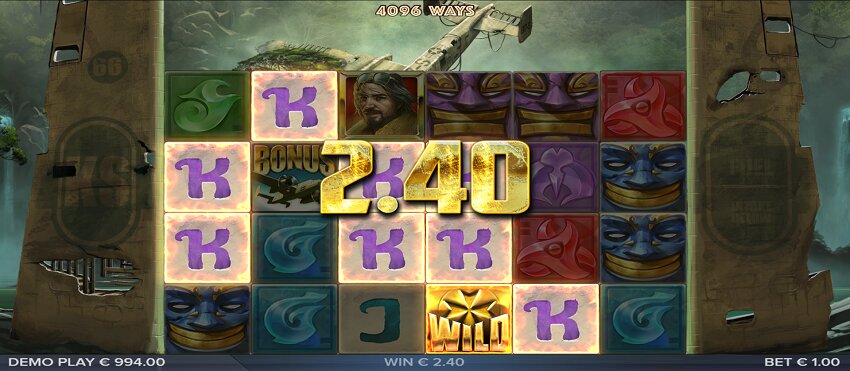 Pacific Gold slot game win