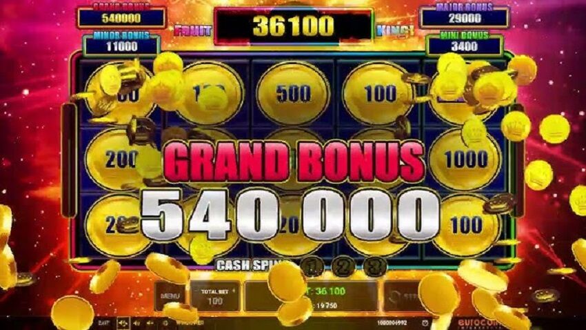 Fruit King Super Cash slot game reel